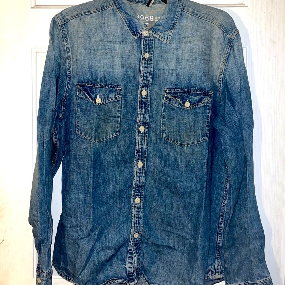 Gap Denim Button Down shirt